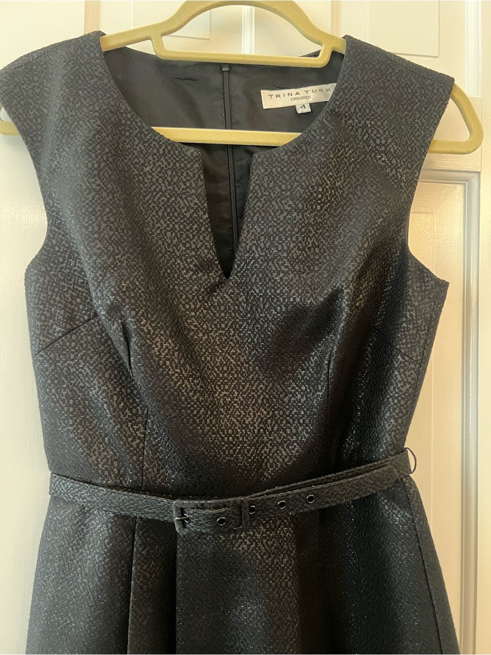 Trina Turk Black Textured V-Neck Belted Sheath Dress
